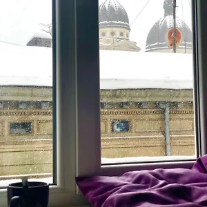 Romantic - центр львова , с видом на Апартаменты Львов